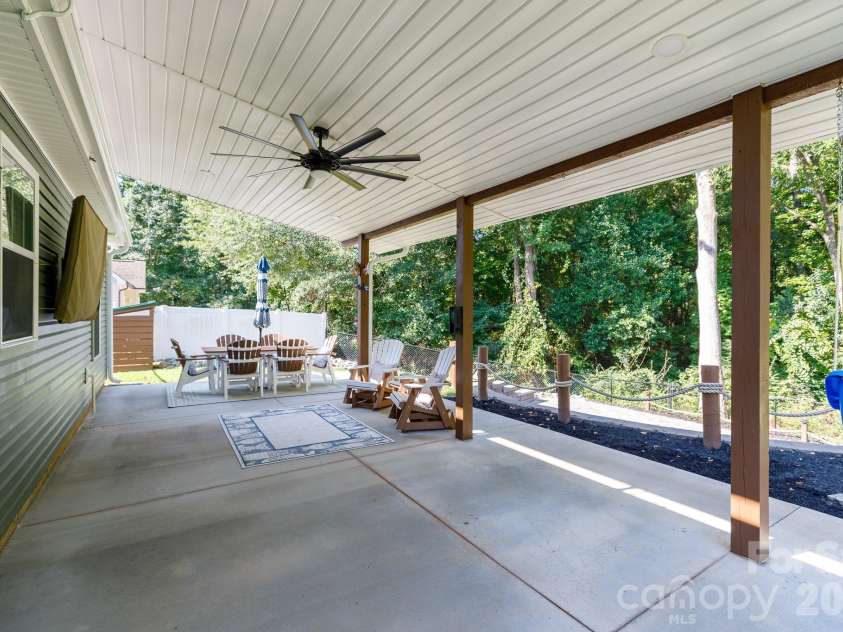 119 Fairmont Street, Clover, SC 29710.  MLS# CAR4418451, YatesRealty ID 48785. 