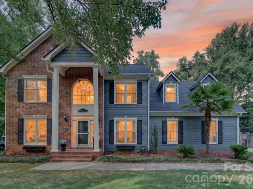2230 Raven Drive, Rock Hill, SC 29732.  MLS# CAR4418938, YatesRealty ID 48786. 