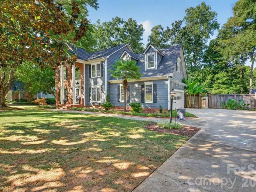 2230 Raven Drive, Rock Hill, SC 29732.  MLS# CAR4418938, YatesRealty ID 48786. 