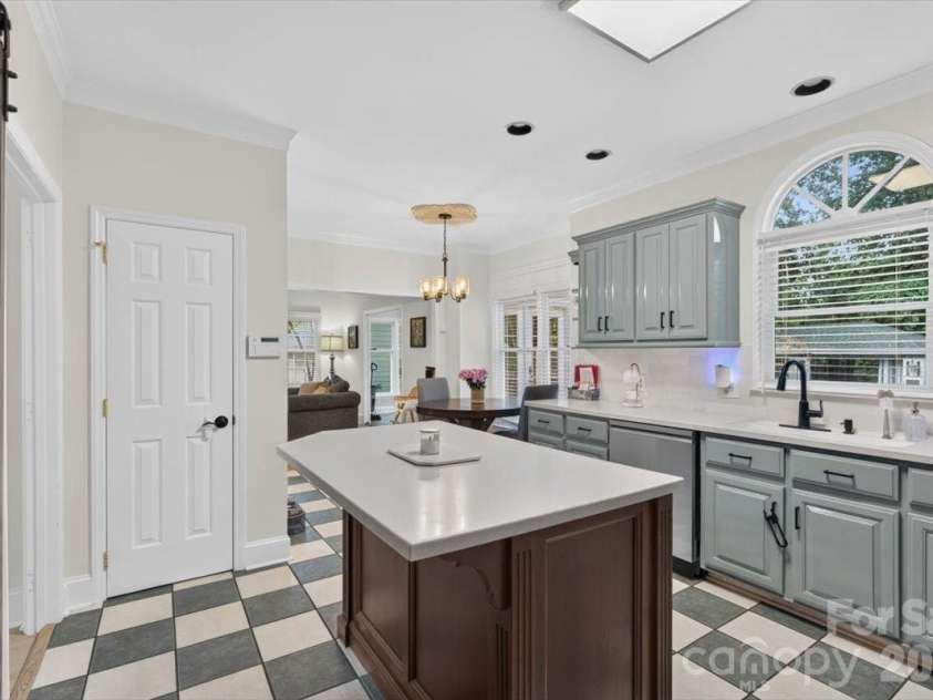 2230 Raven Drive, Rock Hill, SC 29732.  MLS# CAR4418938, YatesRealty ID 48786. 