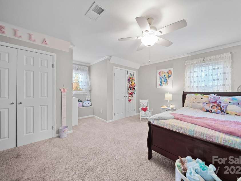 4724 Weddington Matthews Road, Matthews, NC 28104.  MLS# CAR4317216, YatesRealty ID 48786. 