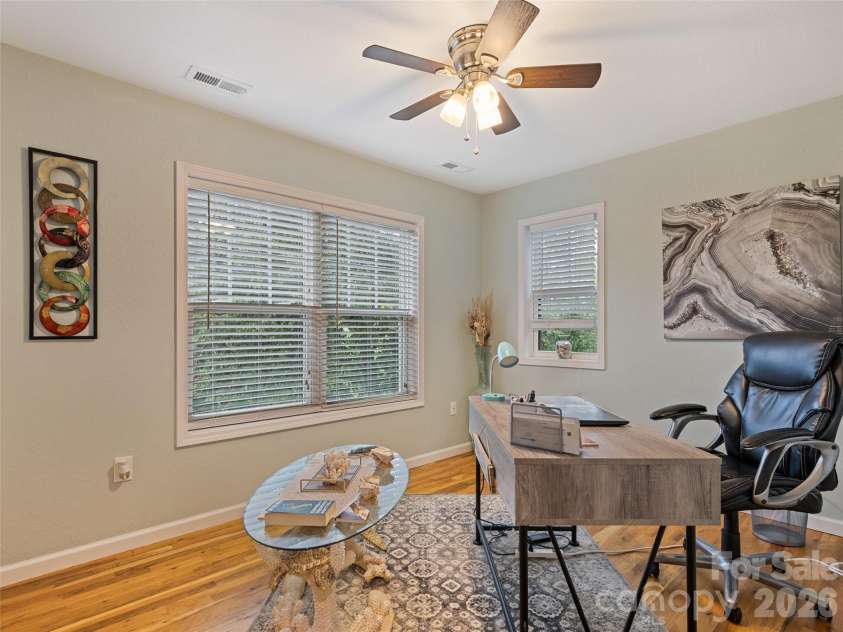 404 Loop Road, Clyde, NC 28721.  MLS# CAR4417771, YatesRealty ID 48787. 