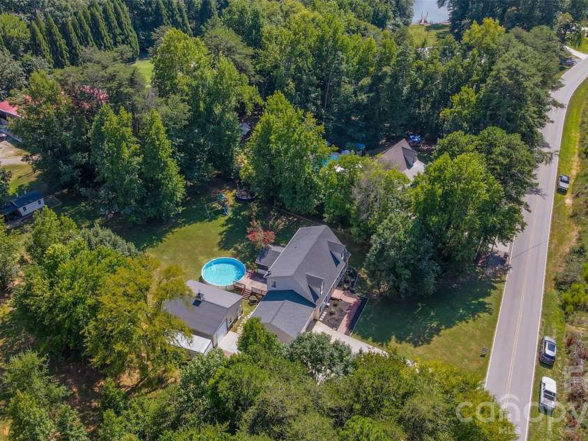 117 Penicillin Point, Troutman, NC 28166.  MLS# CAR4418260, YatesRealty ID 48788. 