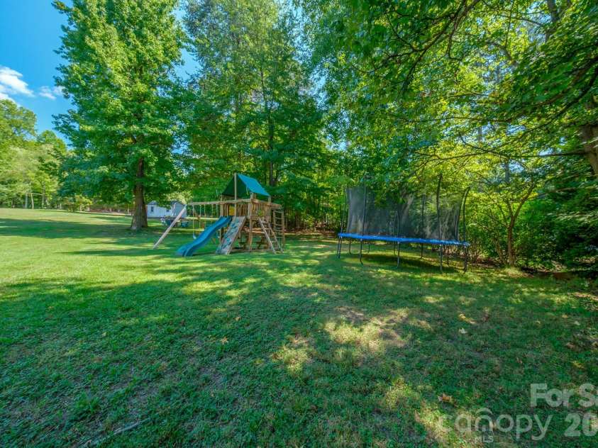 117 Penicillin Point, Troutman, NC 28166.  MLS# CAR4418260, YatesRealty ID 48788. 