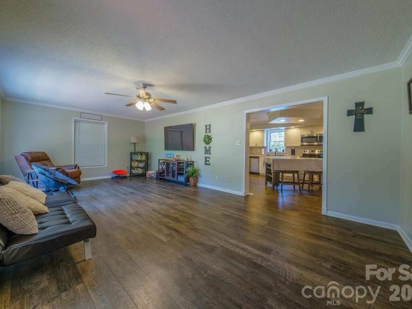 117 Penicillin Point, Troutman, NC 28166.  MLS# CAR4418260, YatesRealty ID 48788. 