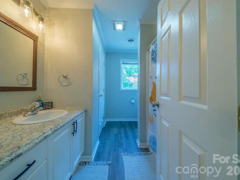 117 Penicillin Point, Troutman, NC 28166.  MLS# CAR4418260, YatesRealty ID 48788. 