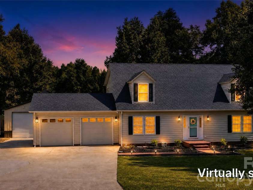 117 Penicillin Point, Troutman, NC 28166.  MLS# CAR4418260, YatesRealty ID 48788. 