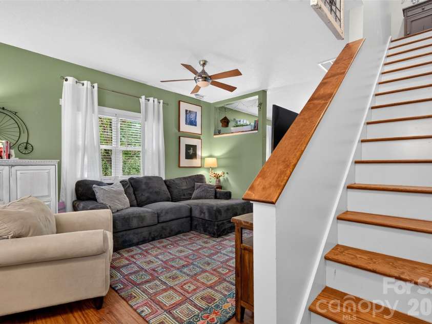 27 Mill Creek Loop, Asheville, NC 28806.  MLS# CAR4413270, YatesRealty ID 48792. 