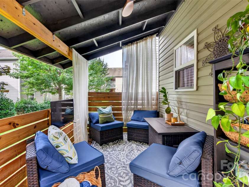 27 Mill Creek Loop, Asheville, NC 28806.  MLS# CAR4413270, YatesRealty ID 48792. 