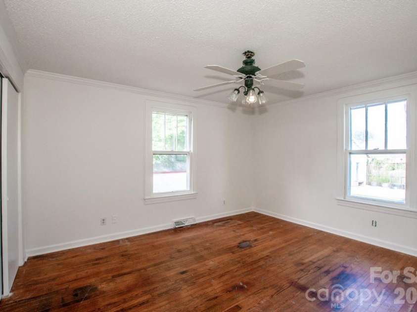 19641 S Main Street, Cornelius, NC 28031.  MLS# CAR4415257, YatesRealty ID 48794. 