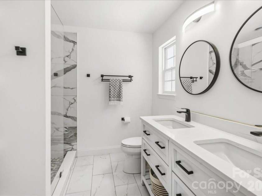 7220 Meyer Road, Fort Mill, SC 29715.  MLS# CAR4402417, YatesRealty ID 48798. 