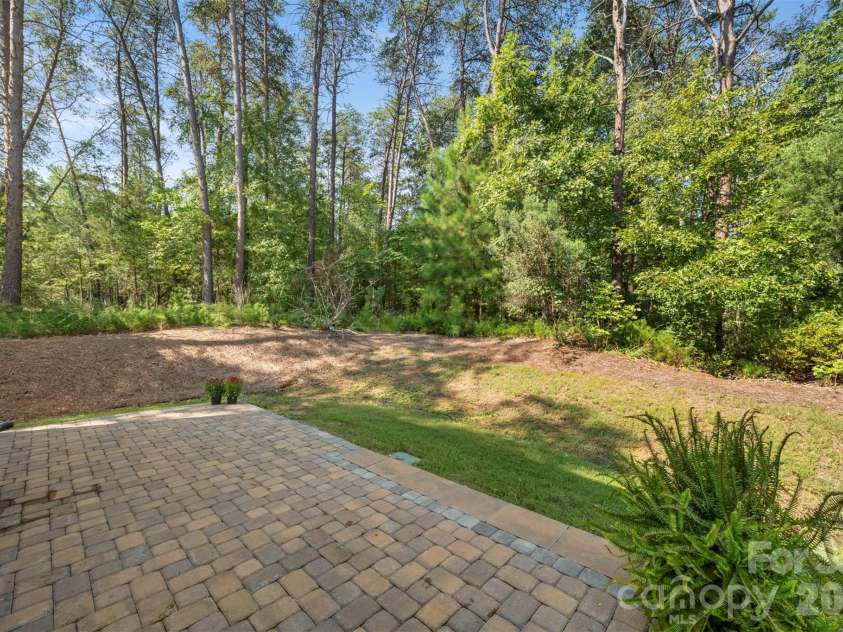 1115 Streamside Lane, York, SC 29745.  MLS# CAR4406865, YatesRealty ID 48799. Back yard and patio