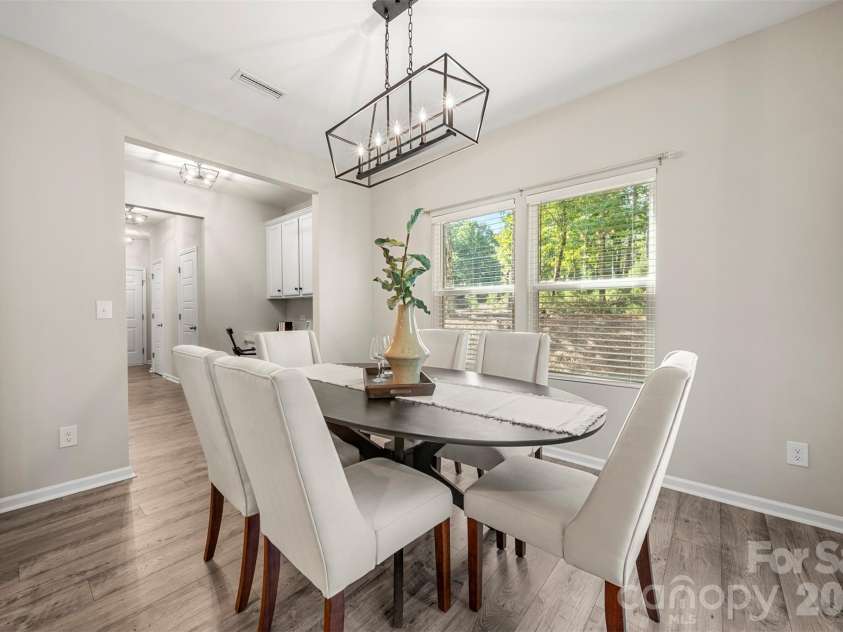 1115 Streamside Lane, York, SC 29745.  MLS# CAR4406865, YatesRealty ID 48799. Dining Area