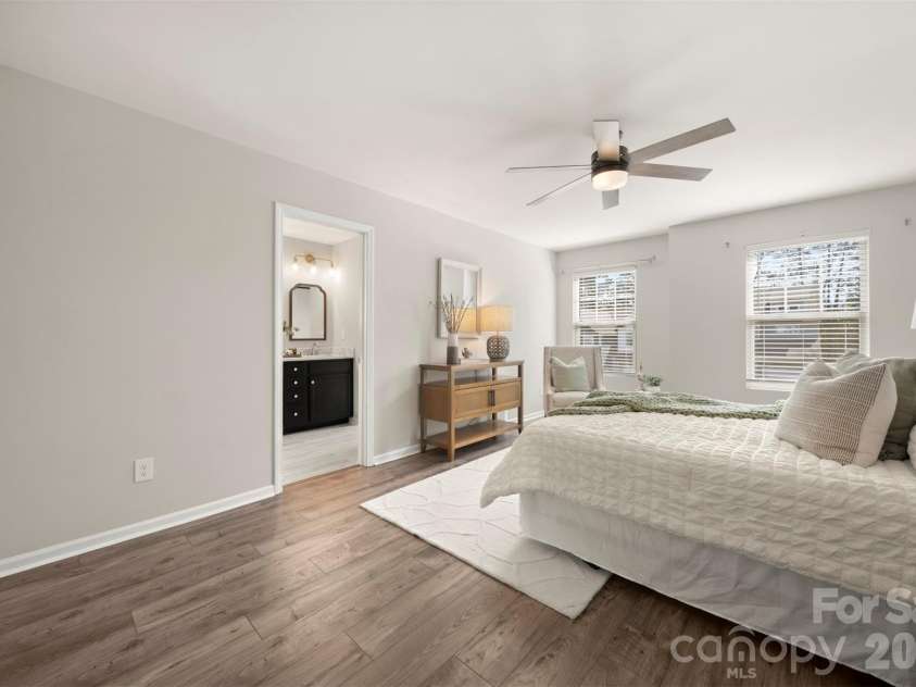 1115 Streamside Lane, York, SC 29745.  MLS# CAR4406865, YatesRealty ID 48799. Primary Bedroom & en suite