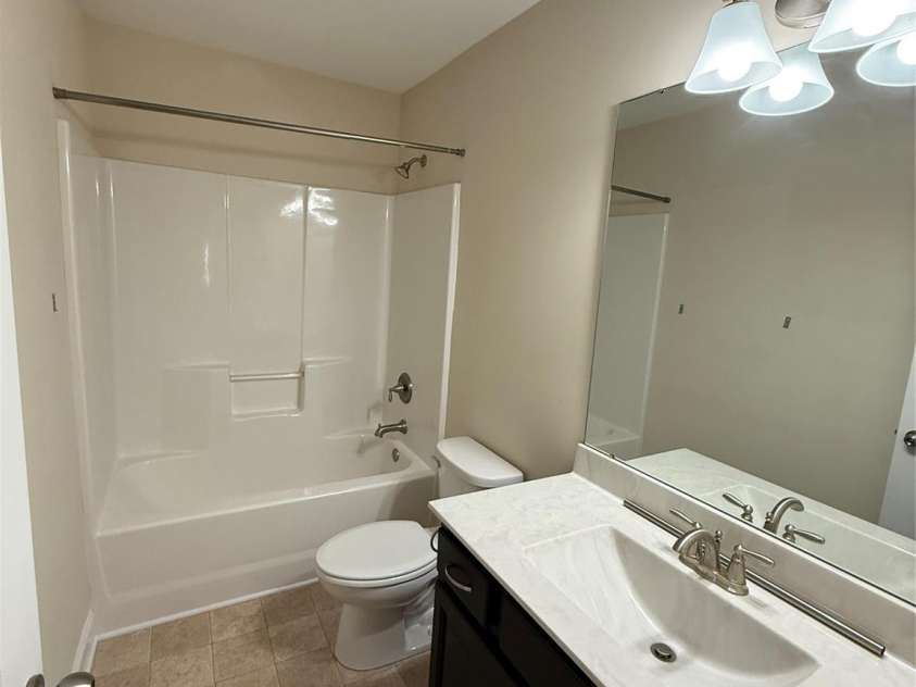 4048 Avis Way, Monroe, NC 28110.  MLS# CAR4253447, YatesRealty ID 488. 2nd floor 1st full bathroom