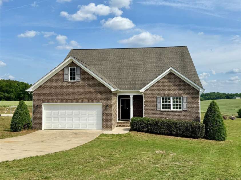 4048 Avis Way, Monroe, NC 28110.  MLS# CAR4253447, YatesRealty ID 488. 