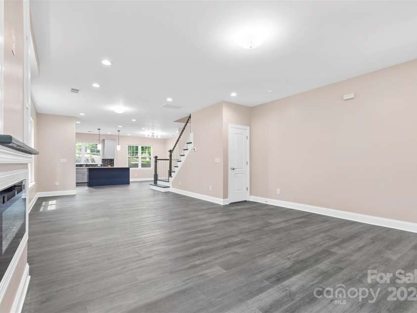 4426 Pine Street, Kannapolis, NC 28081.  MLS# CAR4155396, YatesRealty ID 4880. 