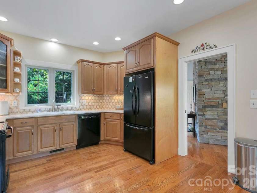 1228 Ugugu Drive, Brevard, NC 28712.  MLS# CAR4413645, YatesRealty ID 48800. 