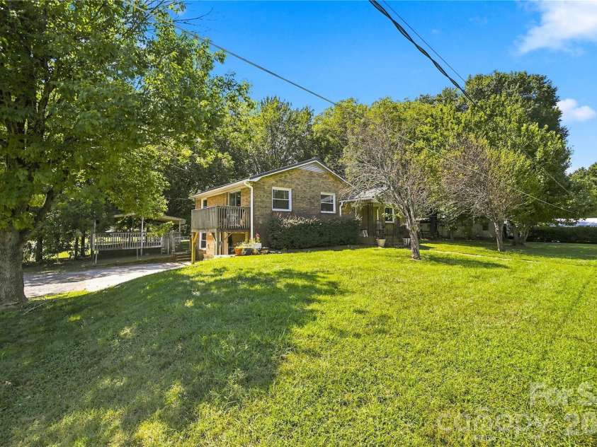 7704 Otts Circle, Stanley, NC 28164.  MLS# CAR4421199, YatesRealty ID 48801. 