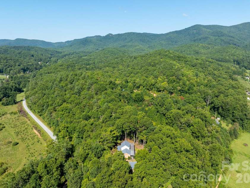 1886 Tanasee Gap Road, Balsam Grove, NC 28708.  MLS# CAR4421630, YatesRealty ID 48802. Such a pretty place to be!