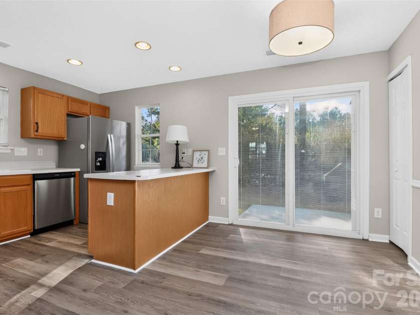 1712 Pergola Place, Charlotte, NC 28213.  MLS# CAR4420874, YatesRealty ID 48803. 