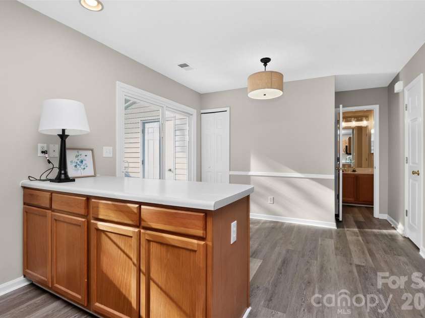 1712 Pergola Place, Charlotte, NC 28213.  MLS# CAR4420874, YatesRealty ID 48803. 