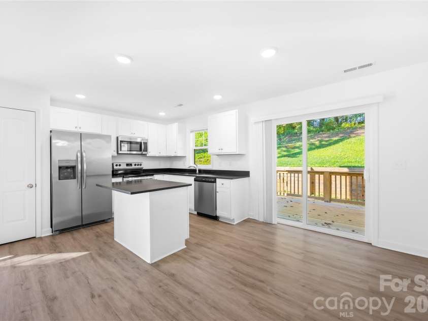 242 Valleybrook Lane, Troutman, NC 28166.  MLS# CAR4421198, YatesRealty ID 48804. 