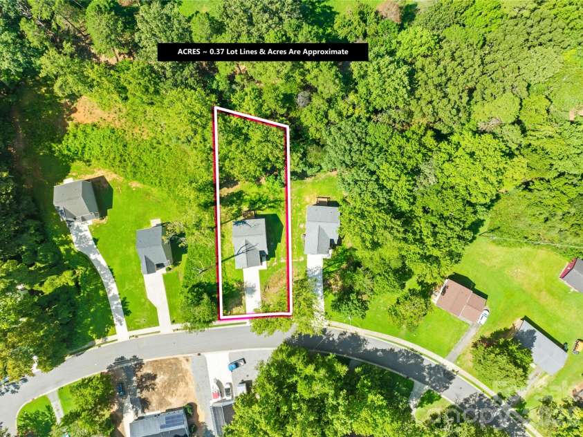 242 Valleybrook Lane, Troutman, NC 28166.  MLS# CAR4421198, YatesRealty ID 48804. 