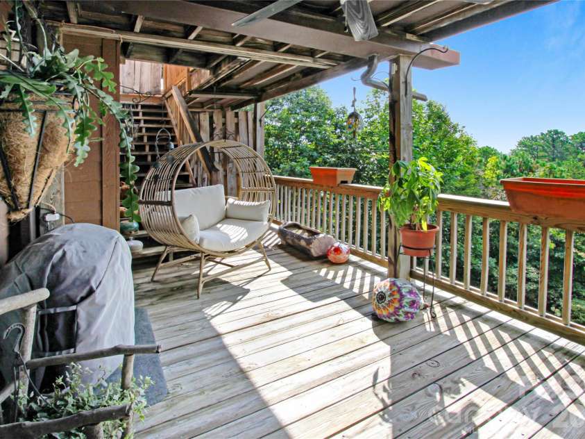 97 Toxaway Views Drive, Lake Toxaway, NC 28747.  MLS# CAR4421561, YatesRealty ID 48805. 