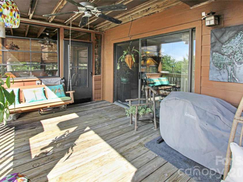 97 Toxaway Views Drive, Lake Toxaway, NC 28747.  MLS# CAR4421561, YatesRealty ID 48805. 