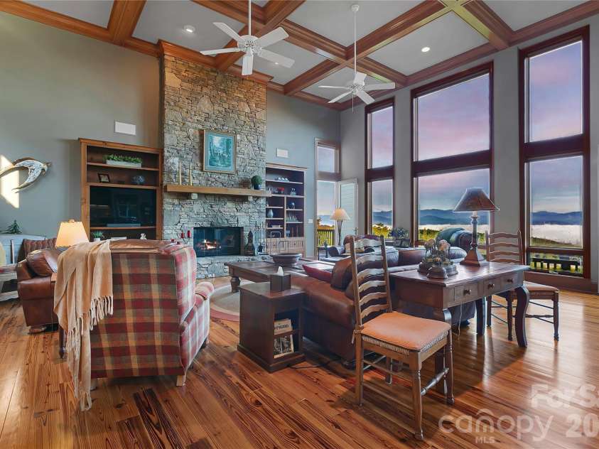 74 Walnut Ridge Lane, Brevard, NC 28712.  MLS# CAR4419303, YatesRealty ID 48809. 