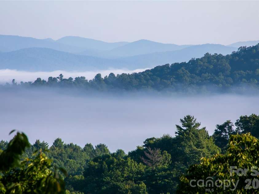 74 Walnut Ridge Lane, Brevard, NC 28712.  MLS# CAR4419303, YatesRealty ID 48809. 