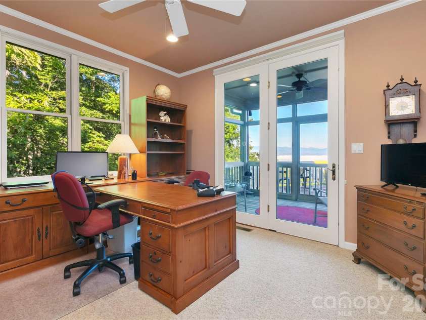 74 Walnut Ridge Lane, Brevard, NC 28712.  MLS# CAR4419303, YatesRealty ID 48809. 