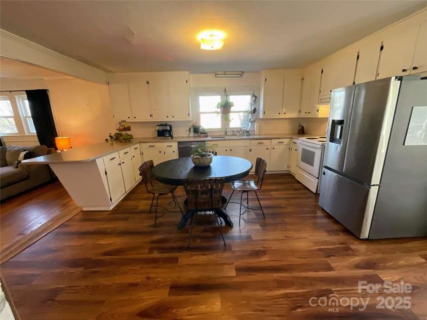 7860 Georgia Avenue, Kannapolis, NC 28081.  MLS# CAR4218693, YatesRealty ID 4881. 