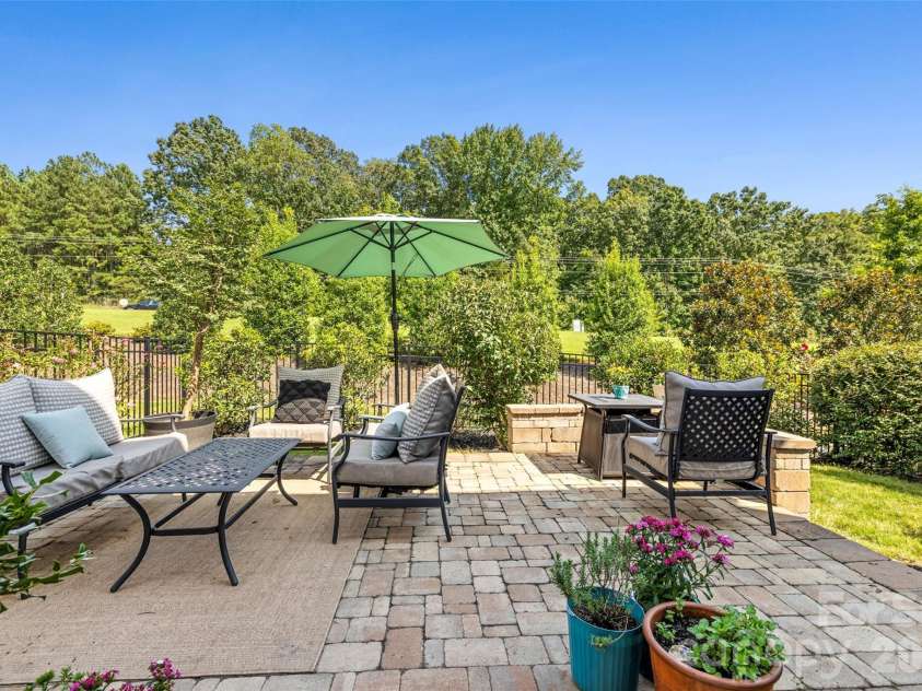 188 Ravensara Avenue, Fort Mill, SC 29715.  MLS# CAR4421206, YatesRealty ID 48810. Paver Patio