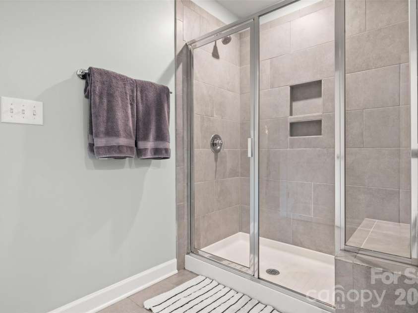 188 Ravensara Avenue, Fort Mill, SC 29715.  MLS# CAR4421206, YatesRealty ID 48810. Primary Bathroom