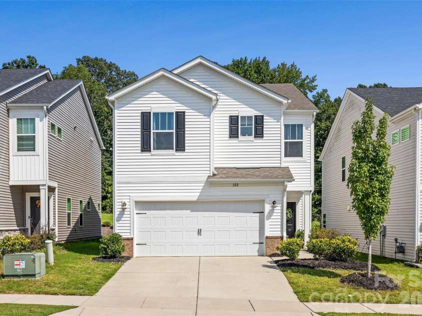 188 Ravensara Avenue, Fort Mill, SC 29715.  MLS# CAR4421206, YatesRealty ID 48810. Welcome Home!