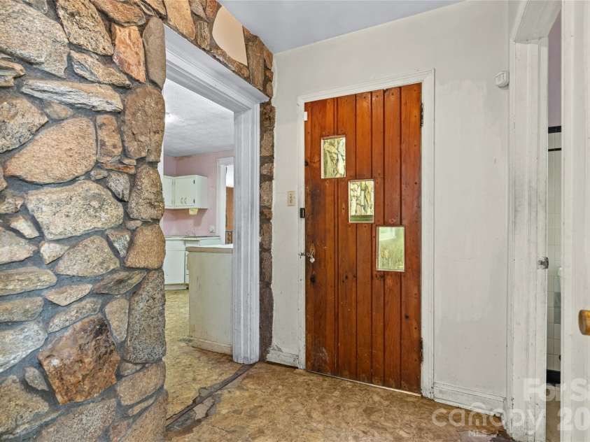 48 & 49 Cedar Mountain Road, Asheville, NC 28803.  MLS# CAR4418594, YatesRealty ID 48811. 