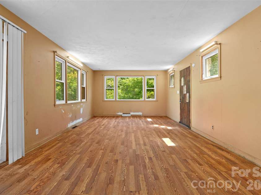 48 & 49 Cedar Mountain Road, Asheville, NC 28803.  MLS# CAR4418594, YatesRealty ID 48811. 