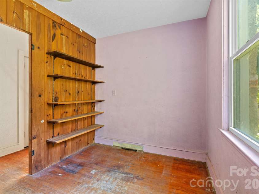 48 & 49 Cedar Mountain Road, Asheville, NC 28803.  MLS# CAR4418594, YatesRealty ID 48811. 