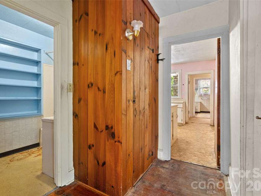 48 & 49 Cedar Mountain Road, Asheville, NC 28803.  MLS# CAR4418594, YatesRealty ID 48811. 