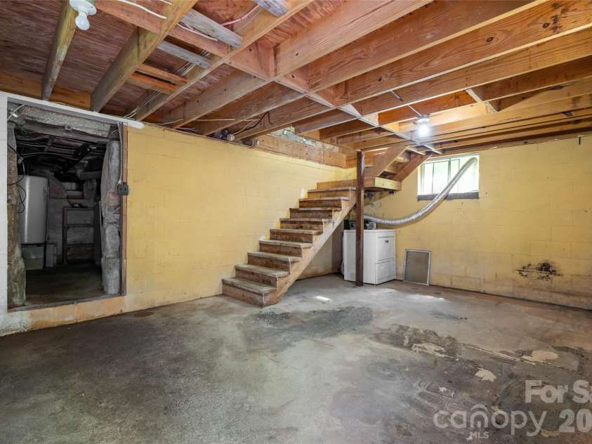 48 & 49 Cedar Mountain Road, Asheville, NC 28803.  MLS# CAR4418594, YatesRealty ID 48811. 