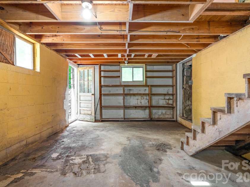 48 & 49 Cedar Mountain Road, Asheville, NC 28803.  MLS# CAR4418594, YatesRealty ID 48811. 