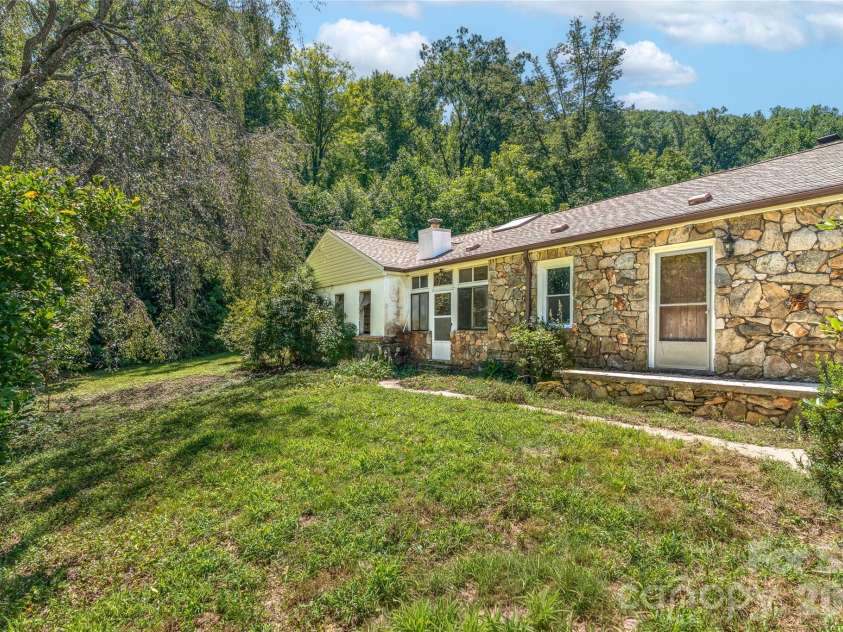 48 & 49 Cedar Mountain Road, Asheville, NC 28803.  MLS# CAR4418594, YatesRealty ID 48811. 