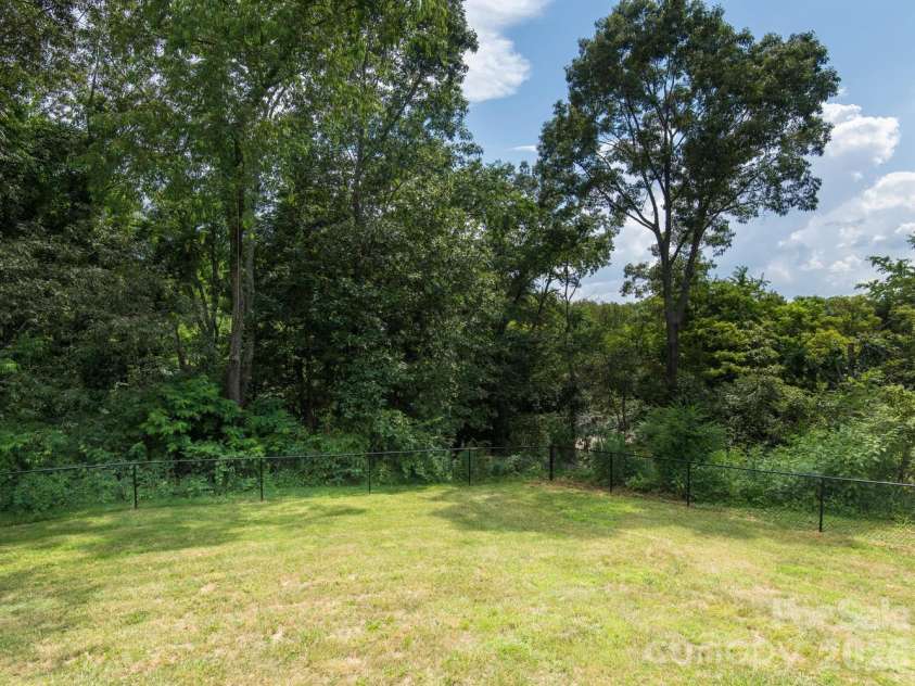 92 Salem Road, Weaverville, NC 28787.  MLS# CAR4421037, YatesRealty ID 48813. 