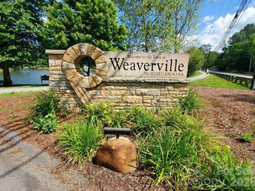 92 Salem Road, Weaverville, NC 28787.  MLS# CAR4421037, YatesRealty ID 48813. 