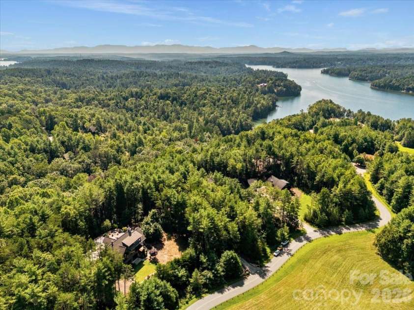 2775 Campbells Trace, Nebo, NC 28761.  MLS# CAR4421386, YatesRealty ID 48815. 