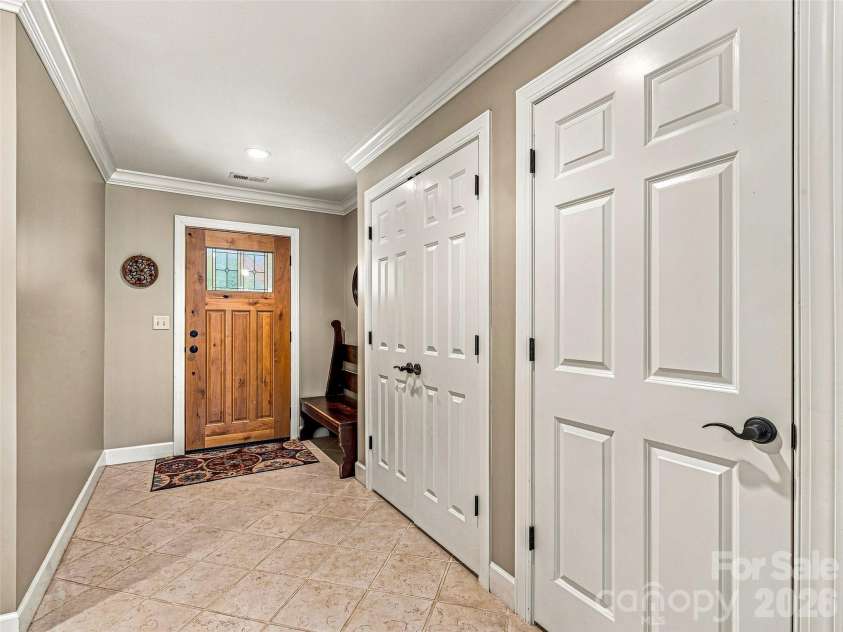 16 Jennlynn Drive, Arden, NC 28704.  MLS# CAR4390488, YatesRealty ID 48816. 