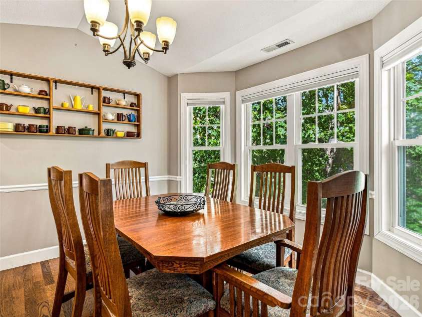 16 Jennlynn Drive, Arden, NC 28704.  MLS# CAR4390488, YatesRealty ID 48816. 