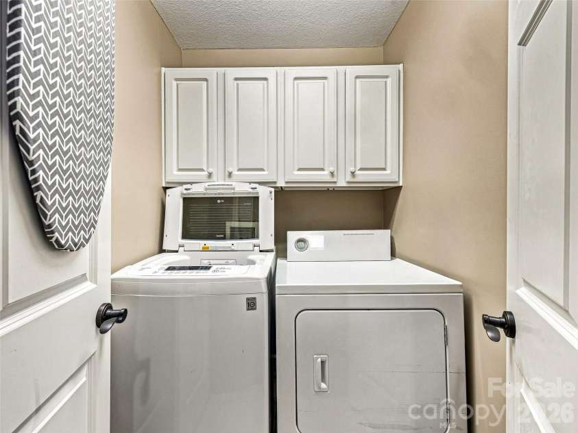 16 Jennlynn Drive, Arden, NC 28704.  MLS# CAR4390488, YatesRealty ID 48816. 